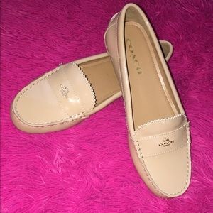 Coach flats